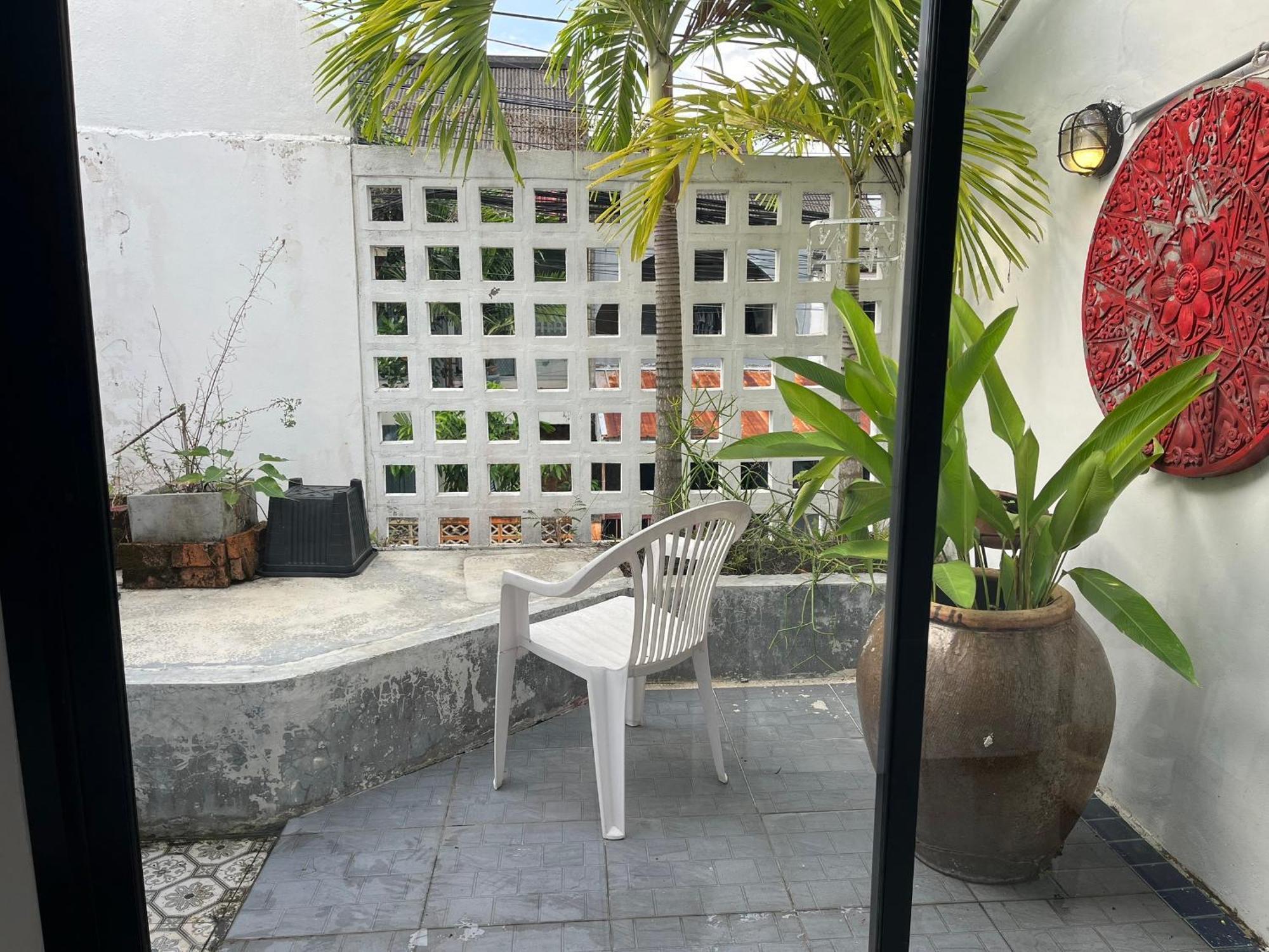 Ferienwohnung Auntie & Niece Phuket Ban Sam Kong Exterior foto